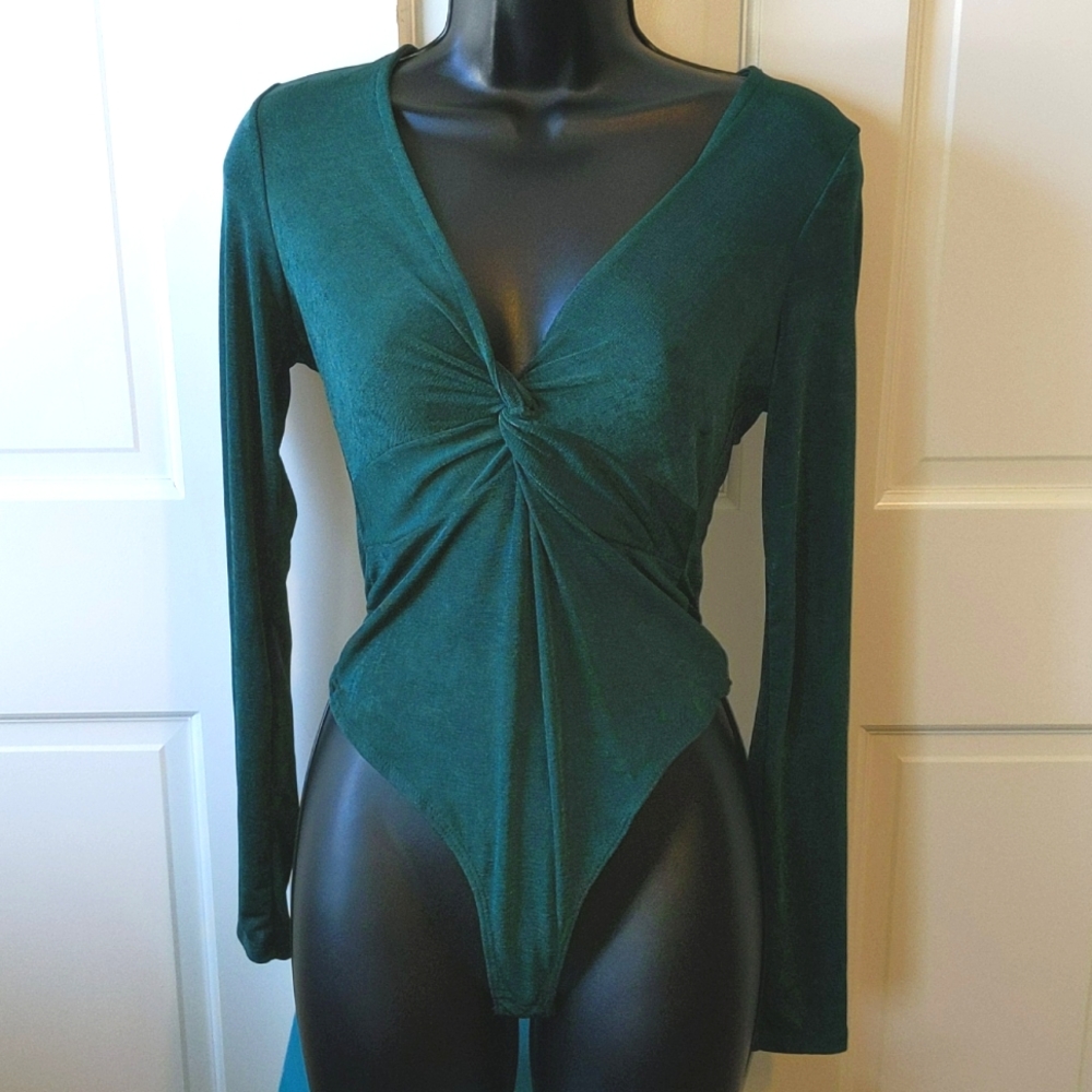 Emerald green v neck body suit M